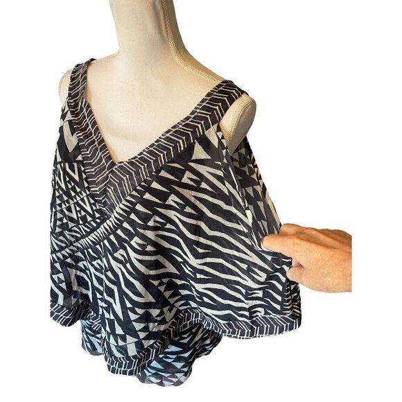 Sweet Pea By Stacy Frati XL  Black & White Geometric Print Sleeveless Layered To - Picture 4 of 9
